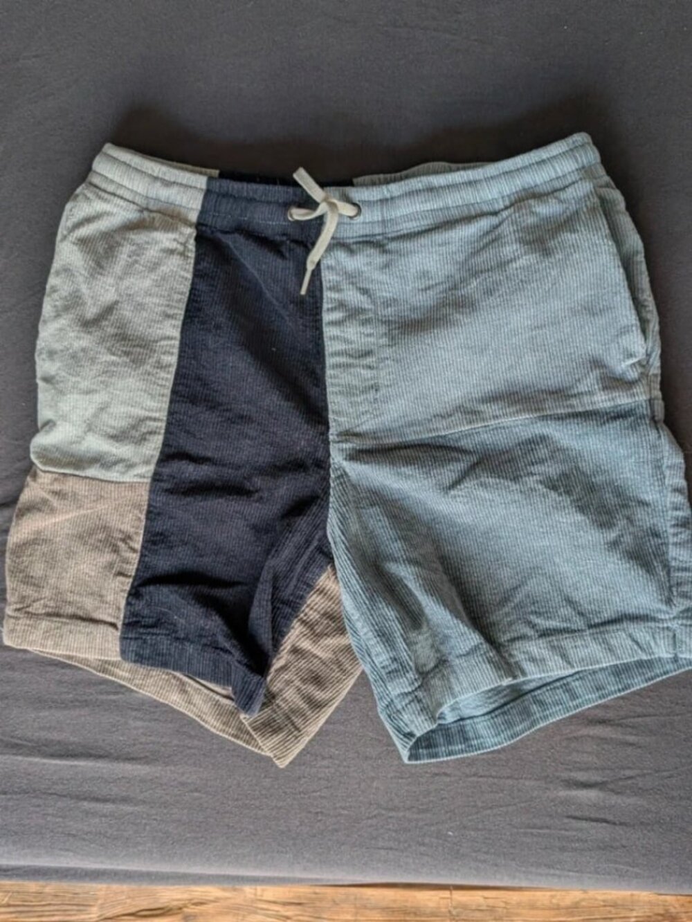 Colorblock Corduroy Drawstring Shorts Size S